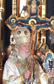 Noul mitropolit al Ardealului, sus�inut de Patriarhul Teoctist