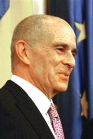 nc un ambasador american ne explic democraia