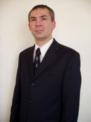 Cine nu vrea reforma în justiþie?