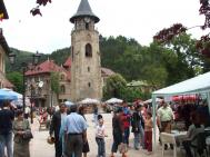 Regal al meterilor populari, la Piatra Neam