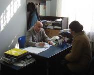 Mam� desp�rtit� de copii de lipsa unei locuinte