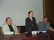 Adriana Sãftoriu si-a lansat „Vocile puterii“ la Piatra Neamt