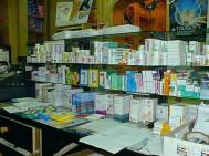 Asalt la farmacii