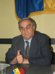 Scaune la mîna a doua prin primariile judetului