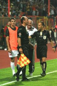 „Arbitrii snt raul fotbalului romnesc“