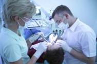 Pacientii Spitalului Neamt si pot trata dintii gratis