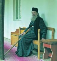 Un om al pãcii si al rugãciunii - Pãrintele Arhimandrit Zaharia