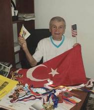 „Nea Mitic“, „Piticu“, campion la 86 de ani
