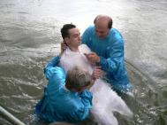 Botez în apele Bistriþei