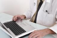 Evaluarea sãnãtãtii aduce laptop-uri medicilor de familie