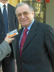 Ion Iliescu, alături de Ioan Cărpusor