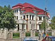 Institutul National al Magistraturii, „curtat“ de 75 de nemteni